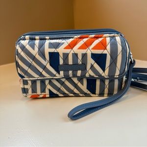 Vera Bradley Wristlet and Crossbody in Geo Medallion, NWT
